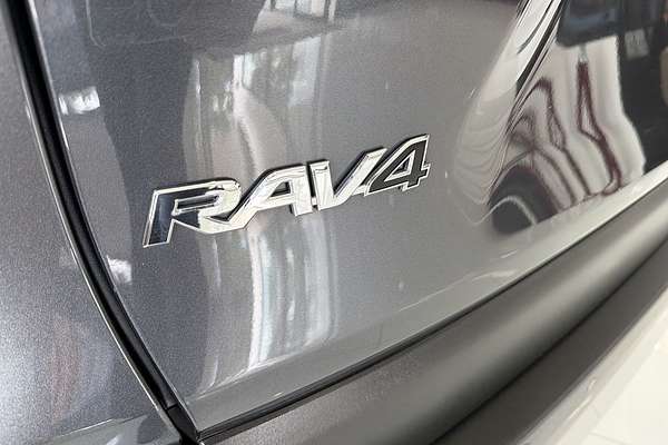 2020 Toyota RAV4 Cruiser AXAH52R