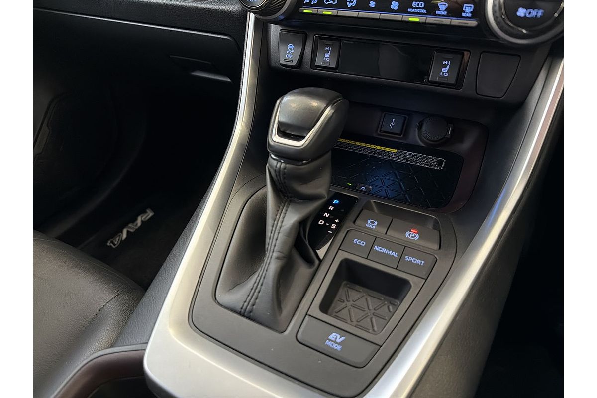 2020 Toyota RAV4 Cruiser AXAH52R