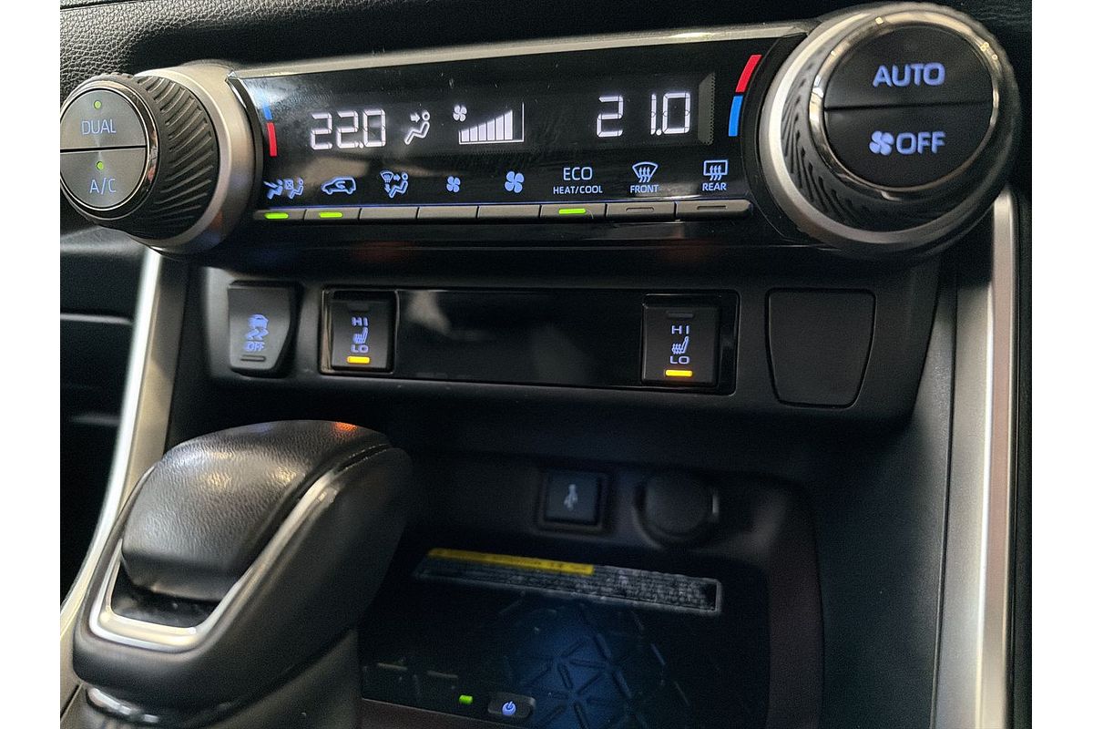 2020 Toyota RAV4 Cruiser AXAH52R