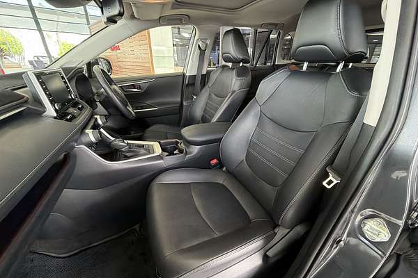 2020 Toyota RAV4 Cruiser AXAH52R