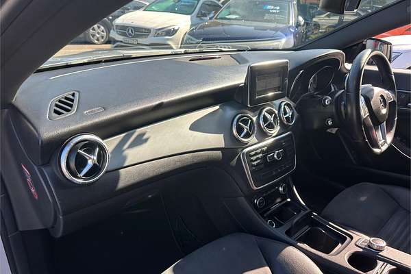 2013 Mercedes-Benz CLA-Class CLA200 C117