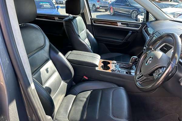 2015 Volkswagen Touareg V6 TDI 7P MY15