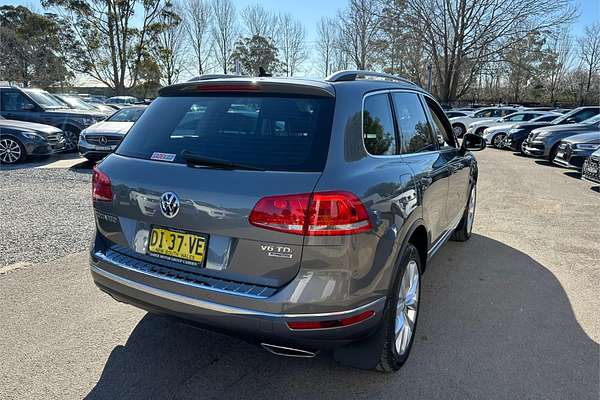 2015 Volkswagen Touareg V6 TDI 7P MY15