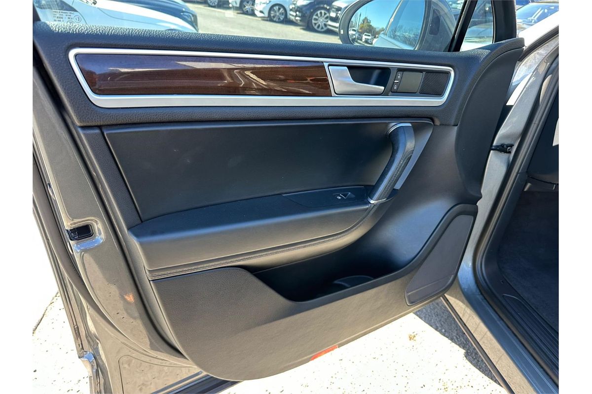 2015 Volkswagen Touareg V6 TDI 7P MY15