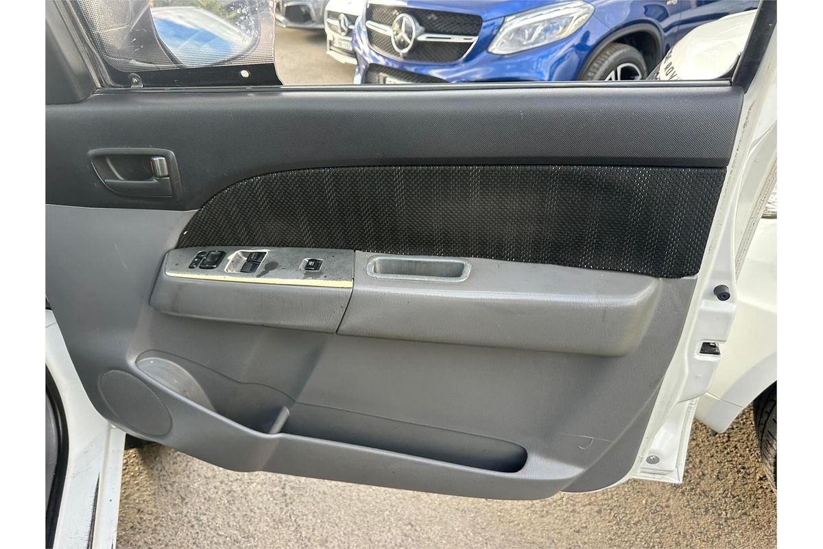 2011 Ford Ranger XL HI-RIDER (4x2) PK REAR WHEEL DRIVE 3.0L