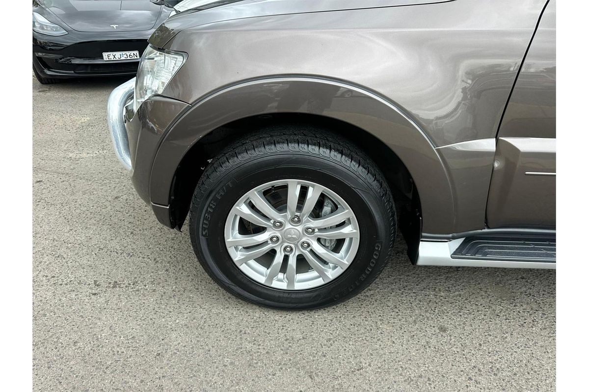 2014 Mitsubishi Pajero VR-X LWB (4x4) NW MY14