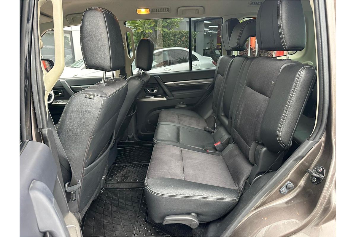 2014 Mitsubishi Pajero VR-X LWB (4x4) NW MY14