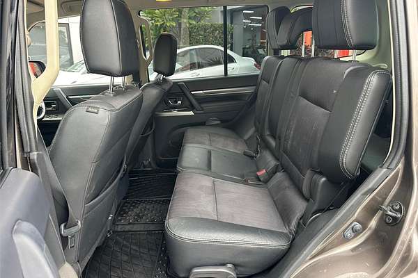 2014 Mitsubishi Pajero VR-X LWB (4x4) NW MY14