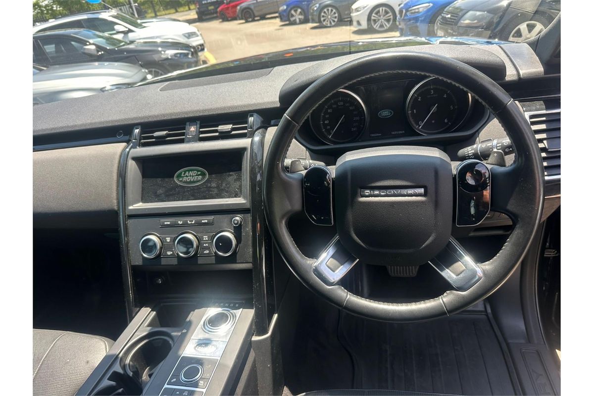 2020 Land Rover Discovery SD4 SE Series 5