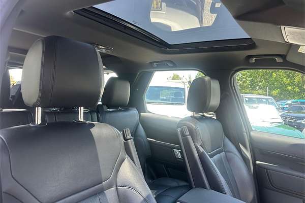 2020 Land Rover Discovery SD4 SE Series 5