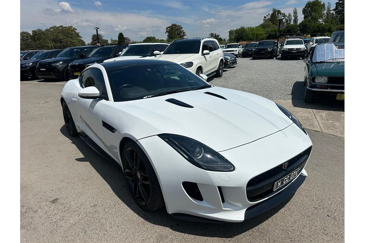 2017 Jaguar F-TYPE R X152