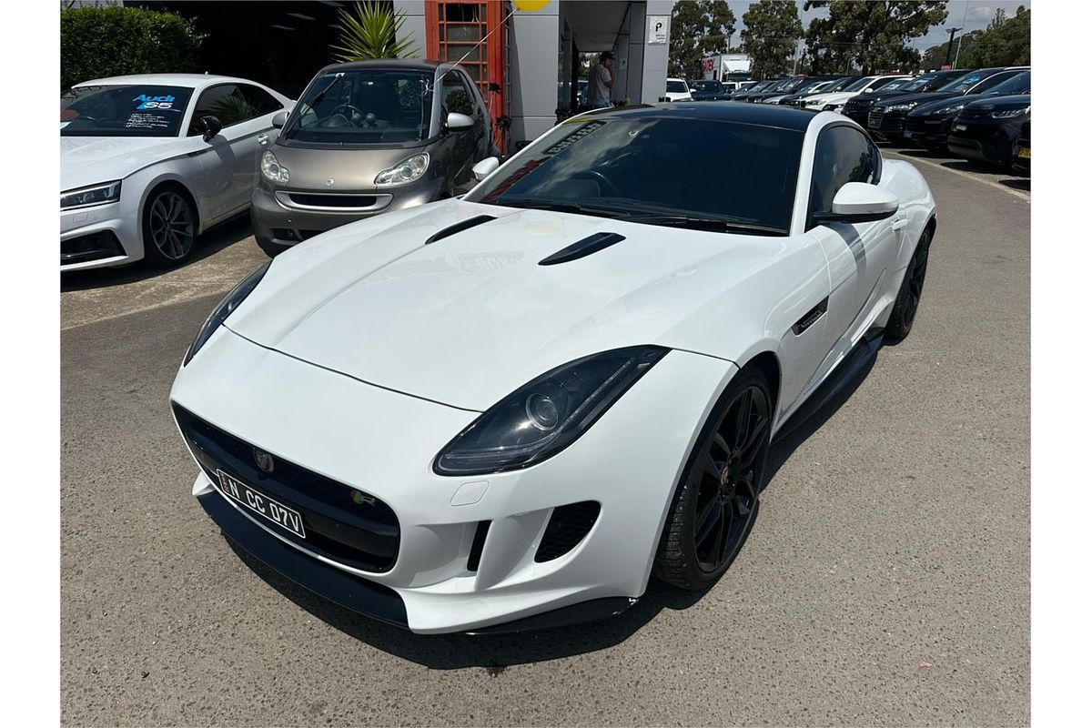 2017 Jaguar F-TYPE R X152