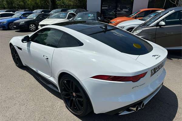 2017 Jaguar F-TYPE R X152