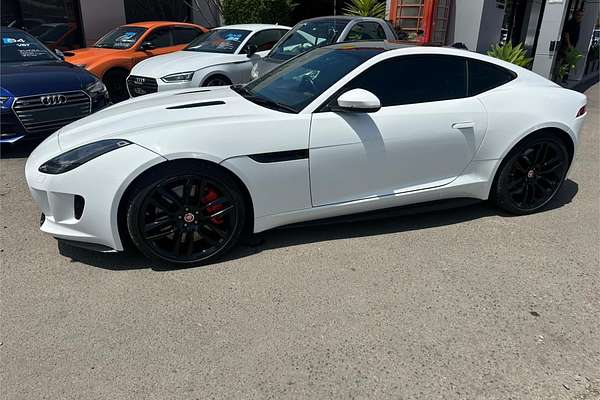 2017 Jaguar F-TYPE R X152