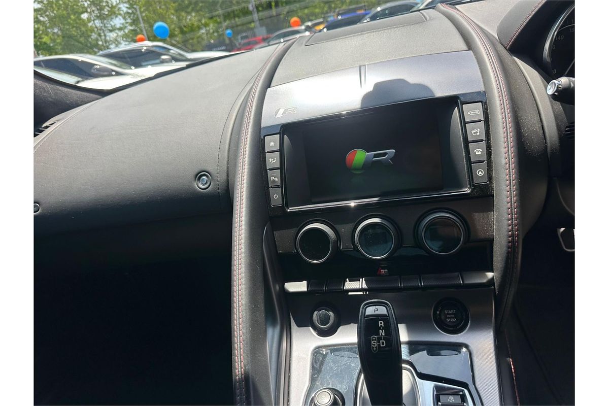 2017 Jaguar F-TYPE R X152