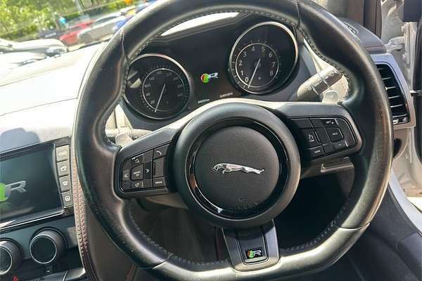 2017 Jaguar F-TYPE R X152