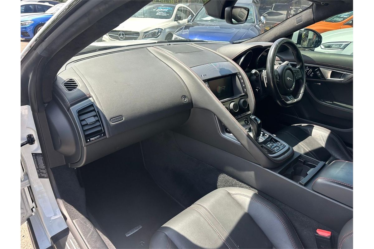 2017 Jaguar F-TYPE R X152