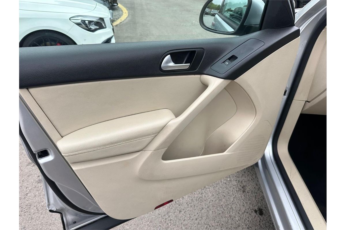 2013 Volkswagen Tiguan 103TDI Pacific 5N