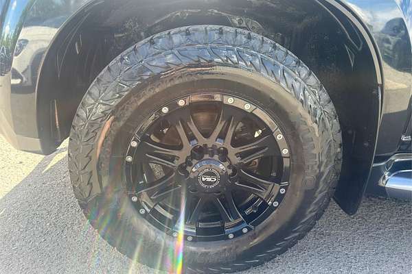 2017 Isuzu MU-X LS-T