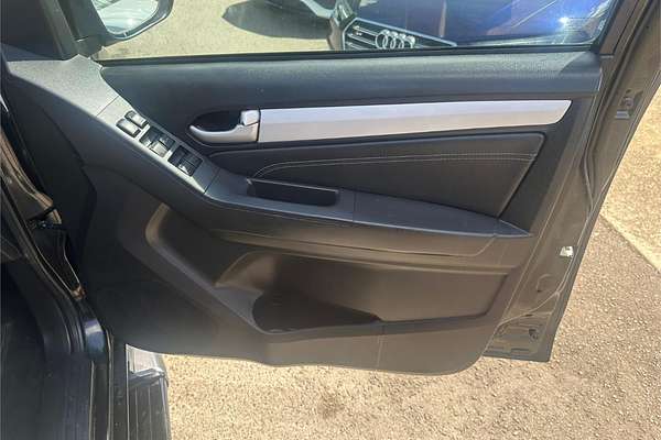 2017 Isuzu MU-X LS-T