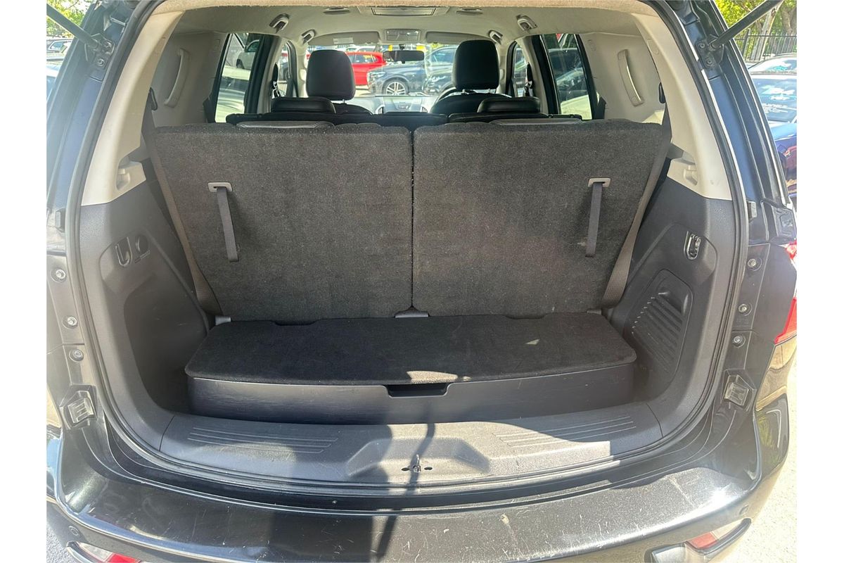 2017 Isuzu MU-X LS-T