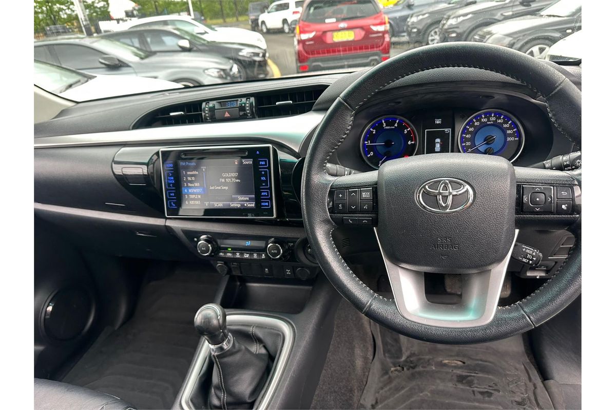 2016 Toyota Hilux SR5 GUN126R 4X4