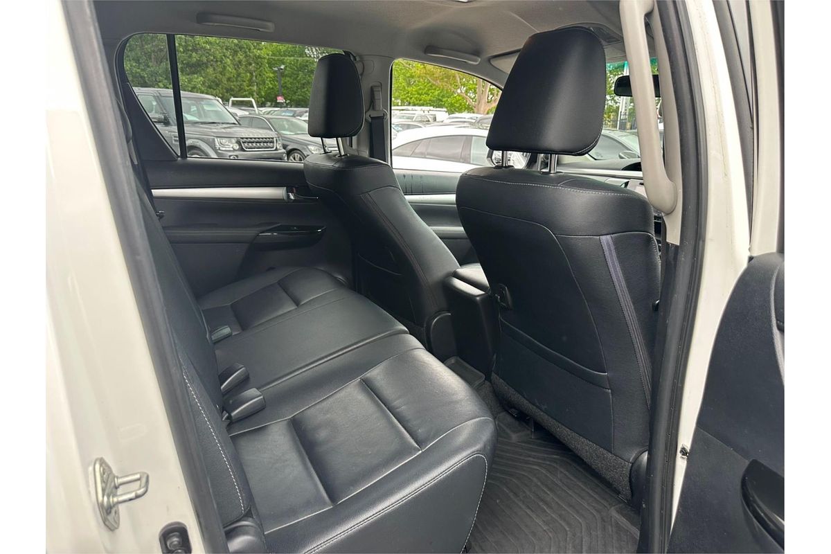 2016 Toyota Hilux SR5 GUN126R 4X4