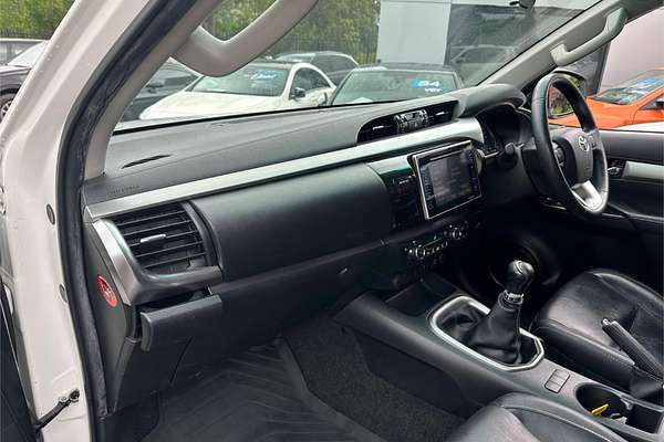 2016 Toyota Hilux SR5 GUN126R 4X4