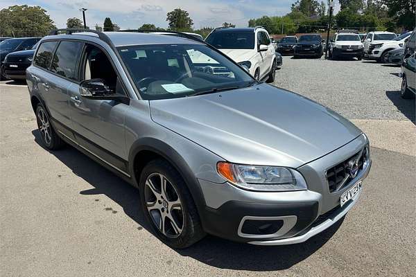 2014 Volvo XC70 T6 Luxury
