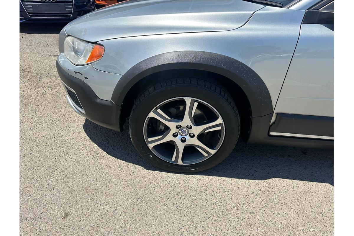 2014 Volvo XC70 T6 Luxury