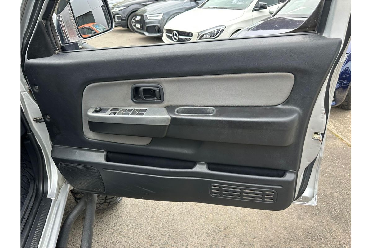 2013 Nissan Navara ST-R D22 4X4