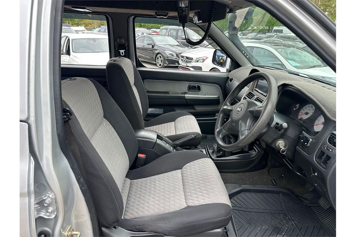 2013 Nissan Navara ST-R D22 4X4