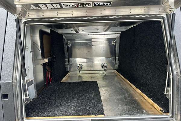 2013 Nissan Navara ST-R D22 4X4