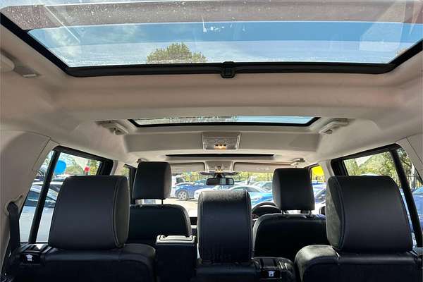 2015 Land Rover Discovery SCV6 SE Series 4