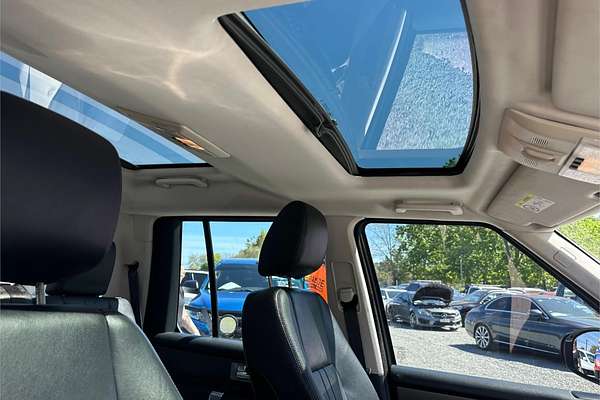 2015 Land Rover Discovery SCV6 SE Series 4