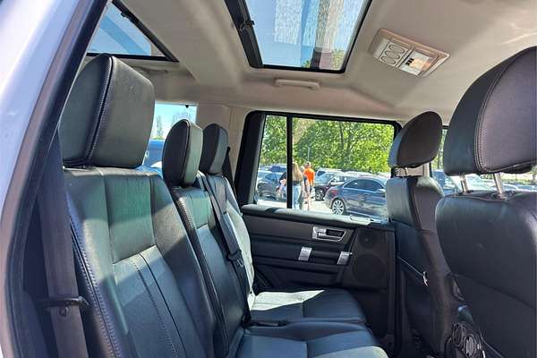 2015 Land Rover Discovery SCV6 SE Series 4