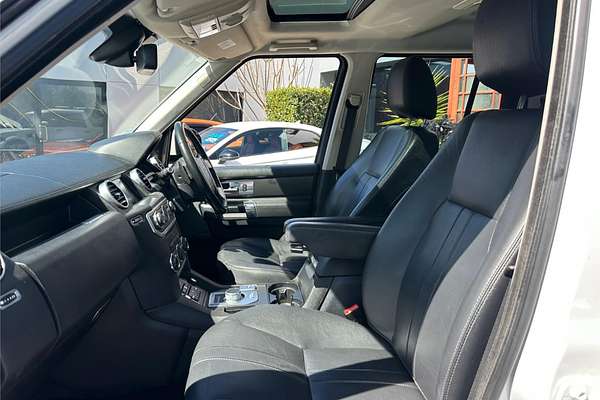 2015 Land Rover Discovery SCV6 SE Series 4