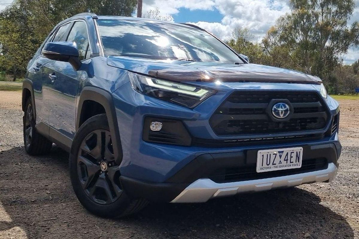2021 Toyota RAV4 Edge AXAH54R