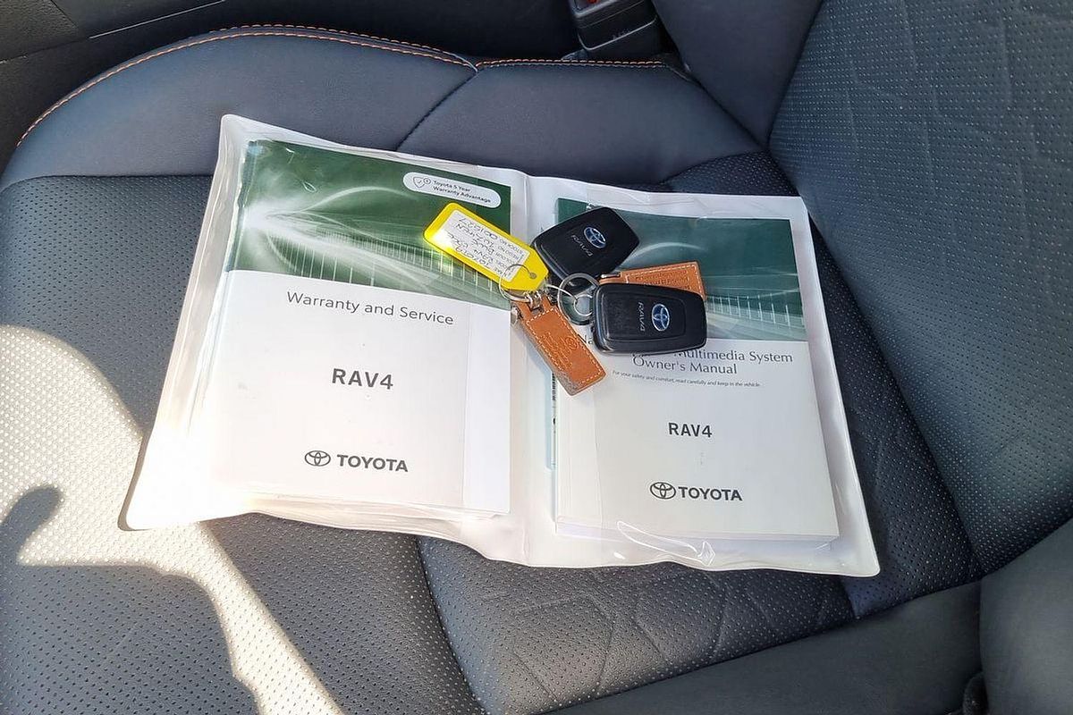 2021 Toyota RAV4 Edge AXAH54R