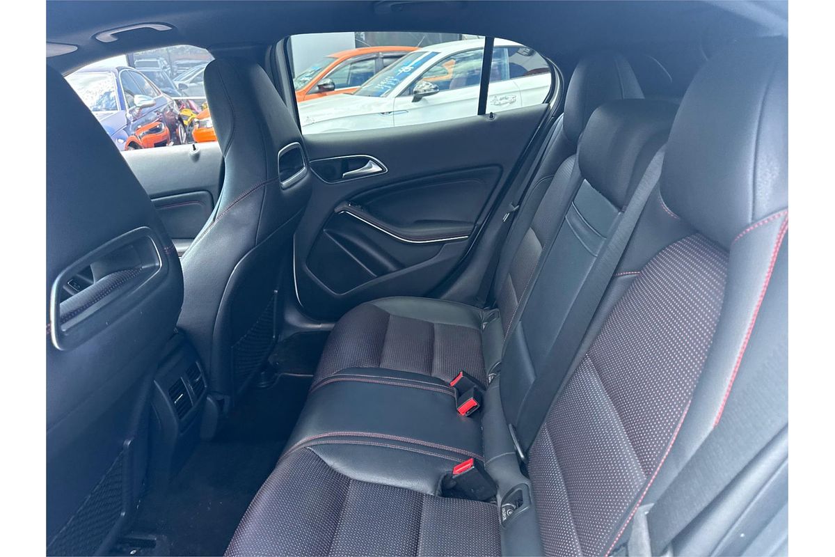 2016 Mercedes-Benz GLA-Class GLA250 X156