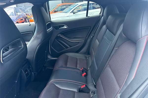 2016 Mercedes-Benz GLA-Class GLA250 X156