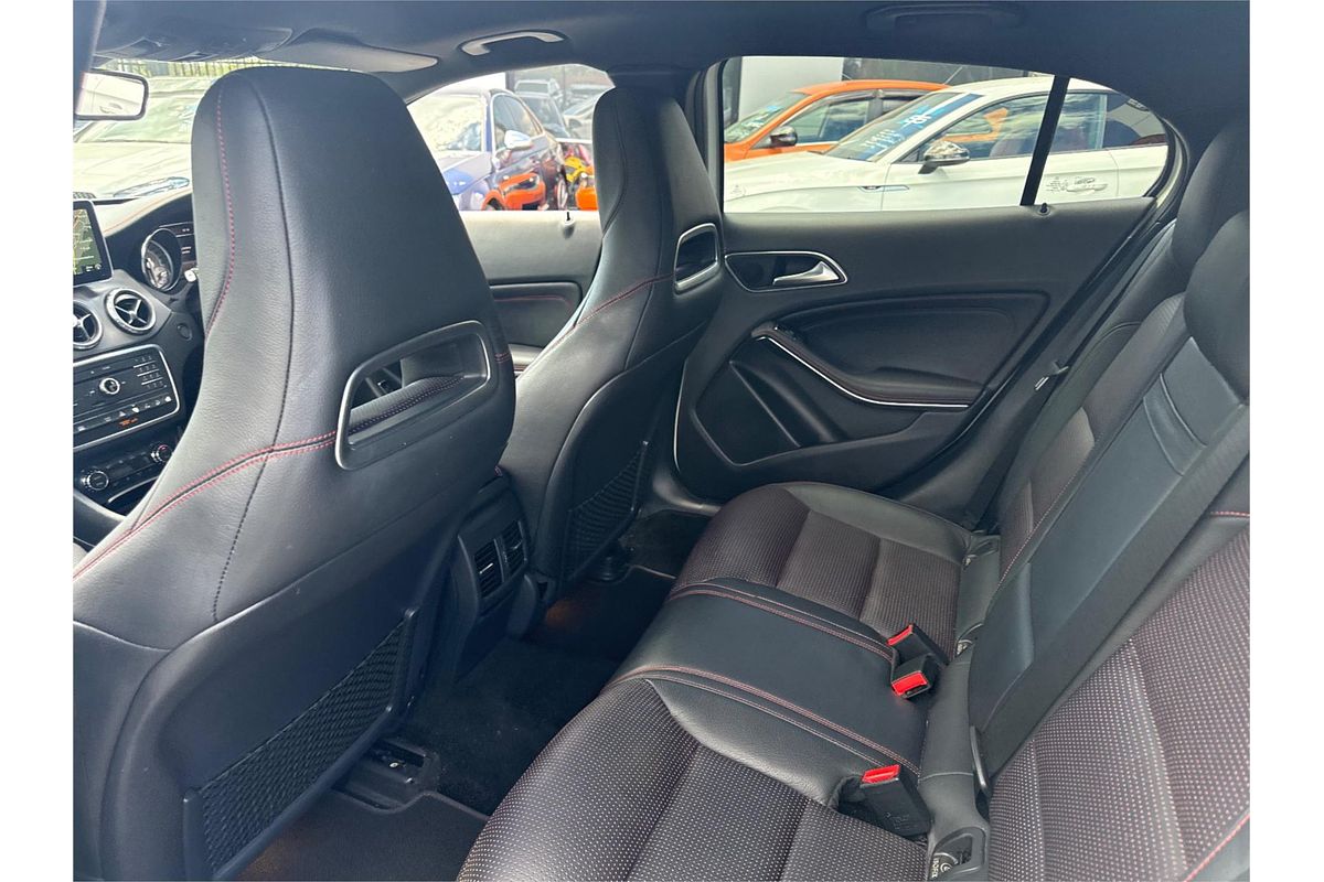 2016 Mercedes-Benz GLA-Class GLA250 X156