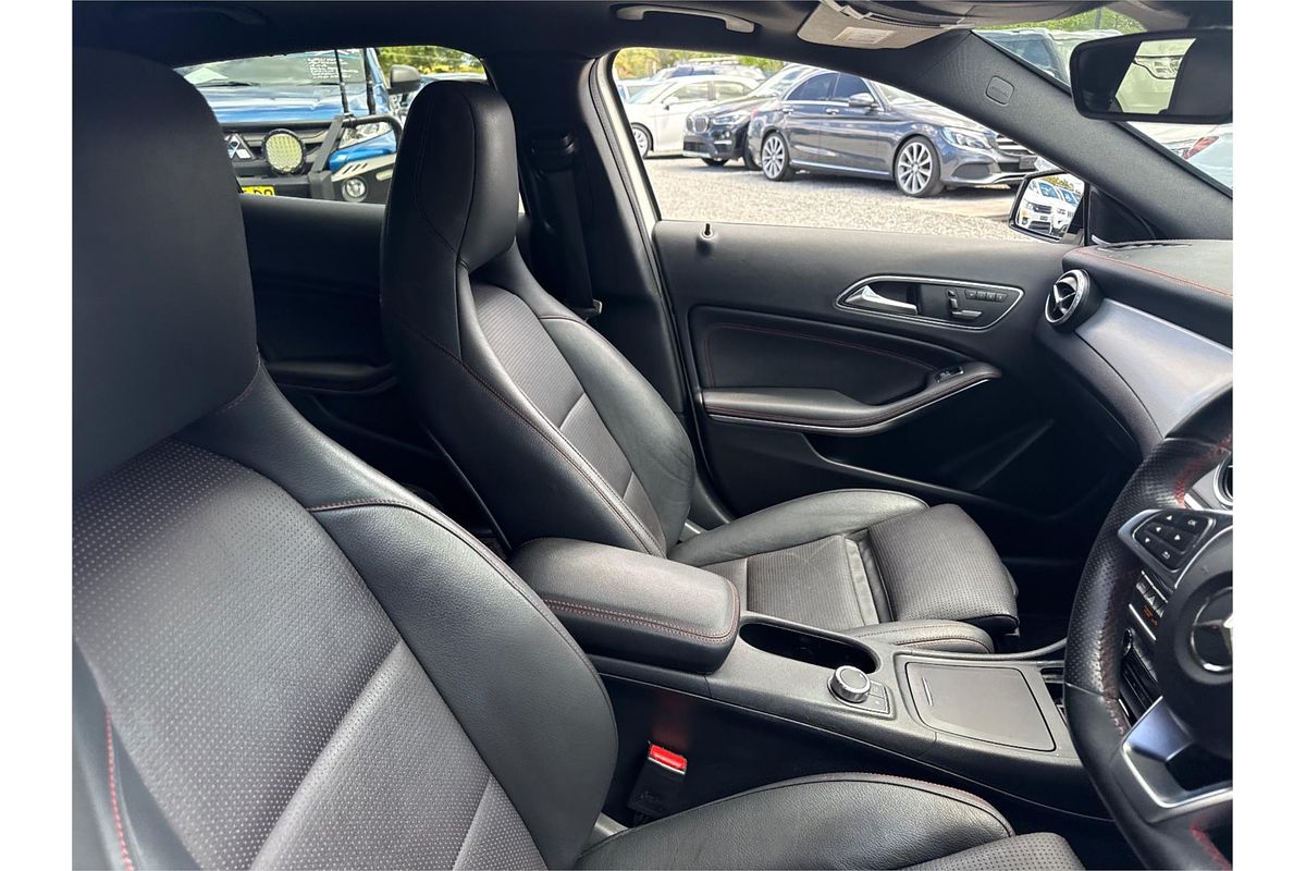 2016 Mercedes-Benz GLA-Class GLA250 X156