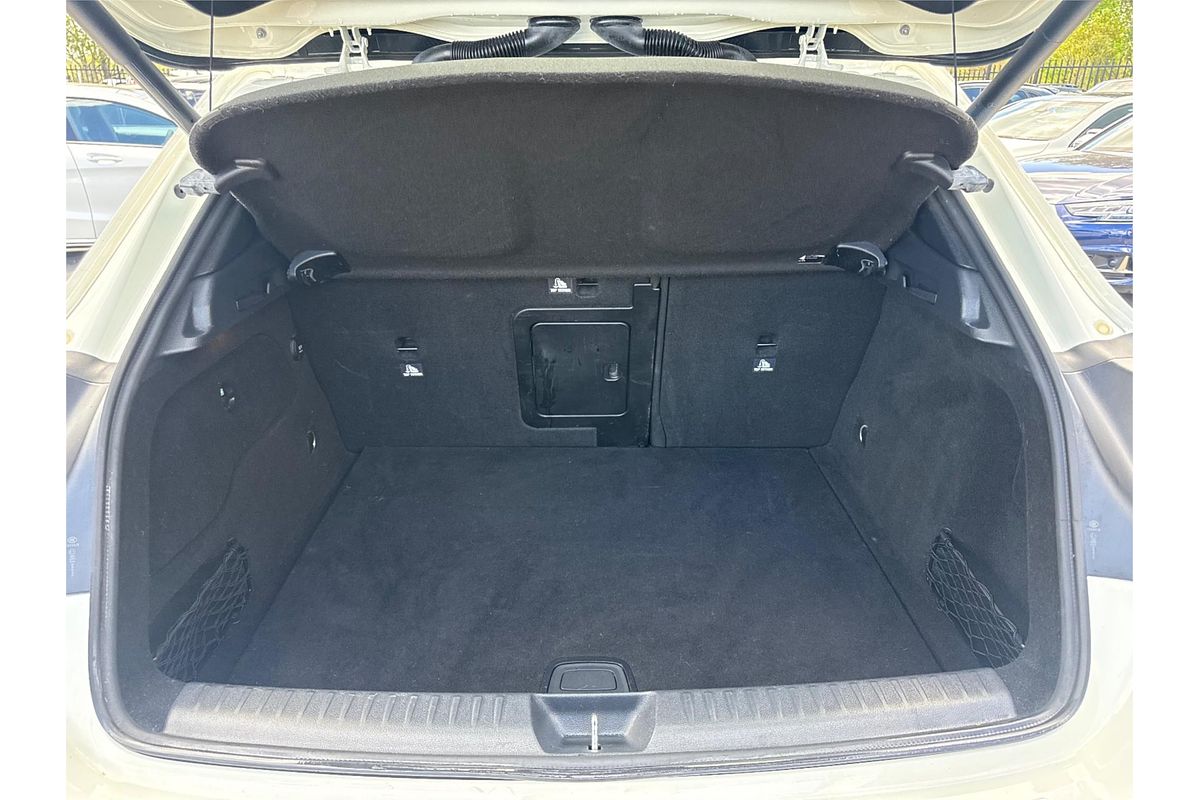 2016 Mercedes-Benz GLA-Class GLA250 X156