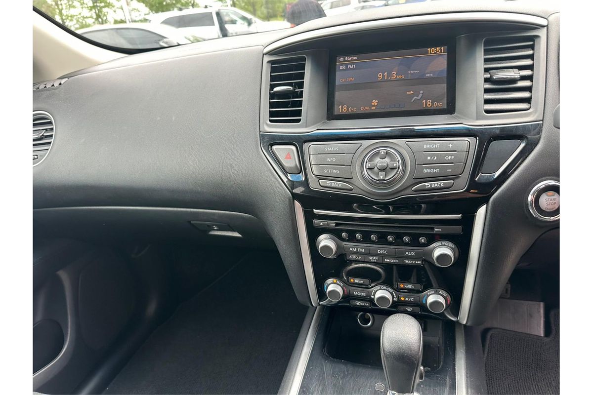 2016 Nissan Pathfinder ST R52