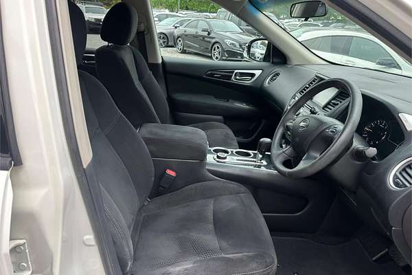 2016 Nissan Pathfinder ST R52