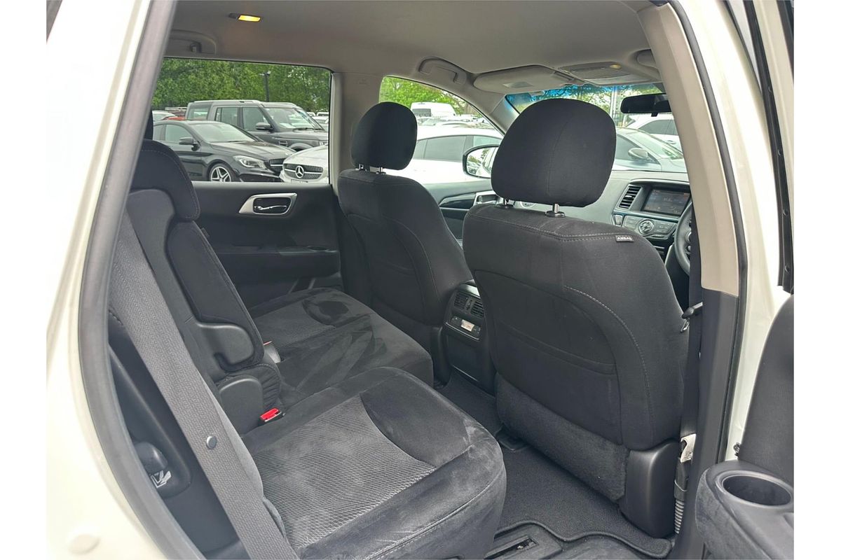 2016 Nissan Pathfinder ST R52