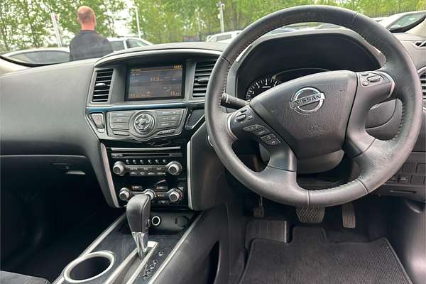 2016 Nissan Pathfinder ST R52