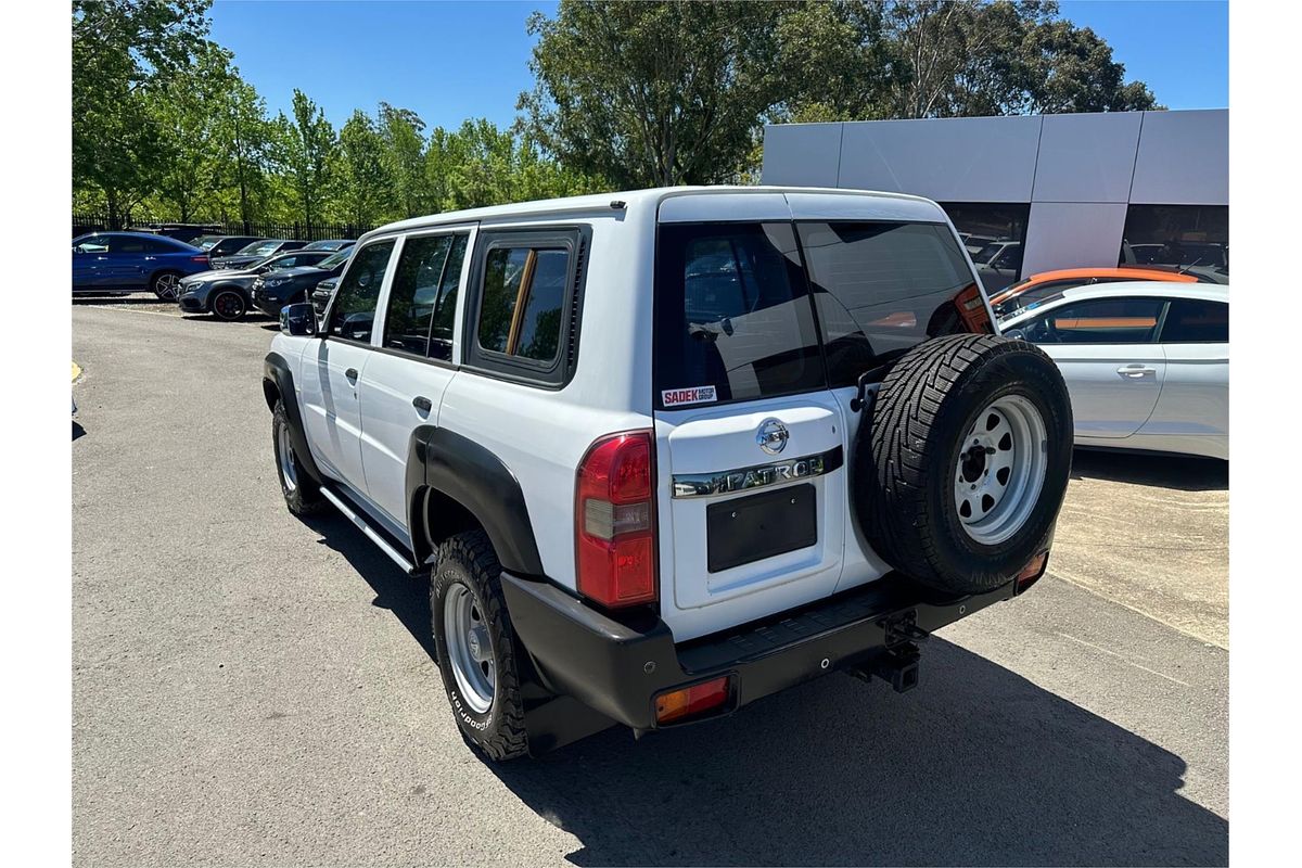 2007 Nissan Patrol DX GU 5