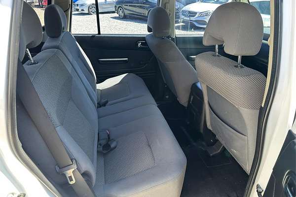 2007 Nissan Patrol DX GU 5